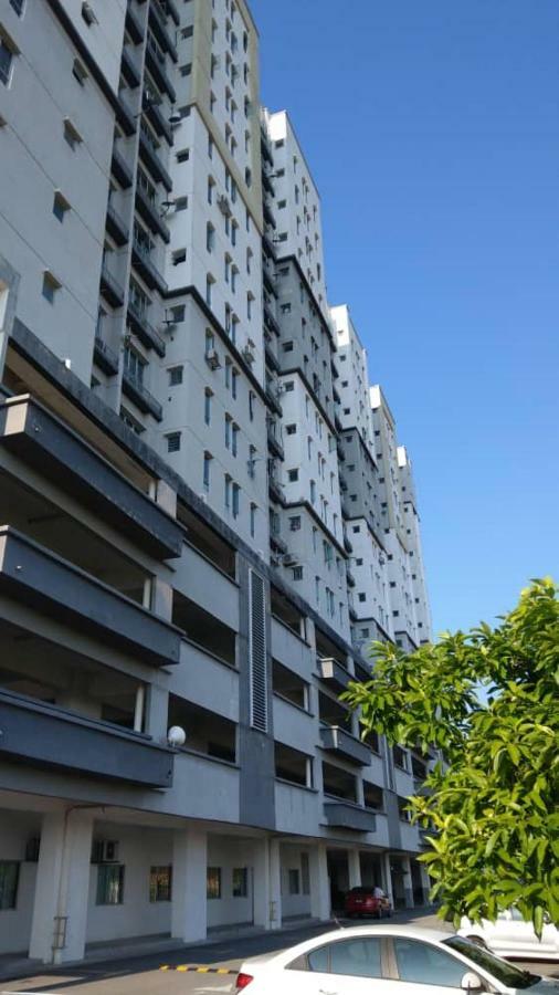 Affordable Stay @ Rue'S Villa Tropika Apartment, Ukm バンギ エクステリア 写真